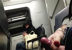 Big Ass Brunette fickfilme ohne anmeldung nimmt Sperma im Gesicht