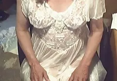 Braunhaarig gratis hd pornofilme mit Krustentier gefickt und Sperma getrunken