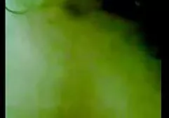 Sexy Girl streichelt ihre saftige neue kostenlose sexfilme Muschi