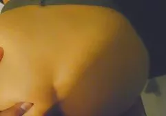 Kerl mit Bart fickt sanft ein junges sexy rothaariges hamster pornofilme Biest
