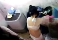 Vollbusige sexy Latina fickt einen Typen im kostenlose pornofilme anal Badezimmer