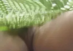 Das 18-jährige Baby schaltete die Kamera ein, stand mit einem Krebs auf und fickt sex film reife frauen ihren Muschidildo