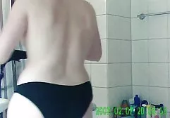 Die geile Lisa wird von ihrem perverse pornofilme Trainer gefickt