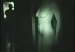 Junge kostenlose sexvideos online Brünette lutscht einen langen Schwanz