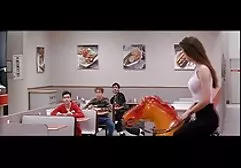 Die sexfilme frei fette Mutter zeigt ihrer Nachbarin ihre Outfits, Strumpfhosen, Höschen, der Typ bricht zusammen und beginnt, ihre Muschi zu picken