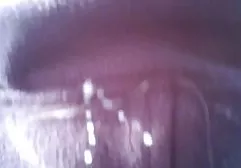 Der junge Vorarbeiter fickte eine besorgte rothaarige Herrin und goss ihm Sperma pornofilme videos in den Mund
