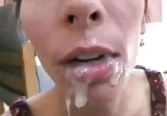 Die junge blonde Lyra Law fickt einen Typen wegen der freisexfilm Schulden ihres Mannes