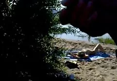 Junge Schönheiten ficken indische sexfilme mit einem neuen Nachbarn